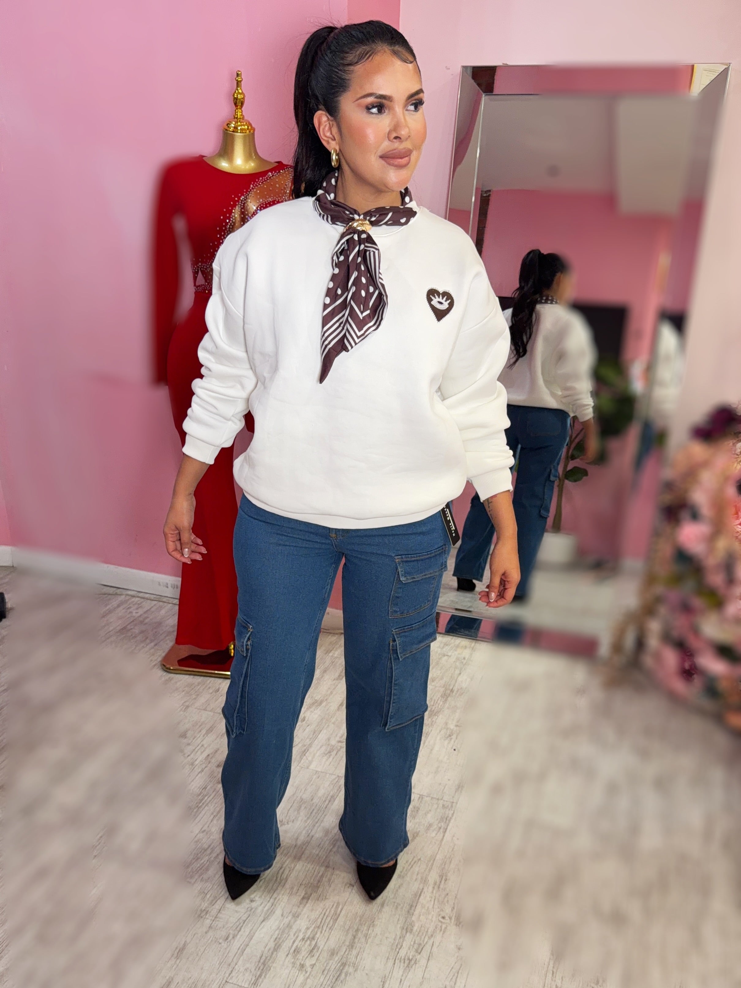 Suéter con pañuelo